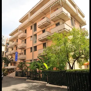 3* Hotel Miriam